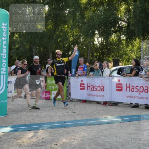 07.09.2025 - 19. Norderstedt Triathlon Zöllner http://msf.ph/oto/8797471 07.09.2025 17:32:28 Ziel 935 meine-sportfotos.de