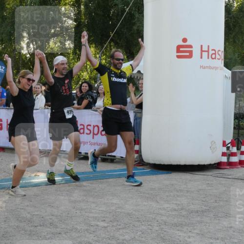 07.09.2025 - 19. Norderstedt Triathlon Zöllner http://msf.ph/oto/8797485 07.09.2025 17:32:29 Ziel 935 meine-sportfotos.de