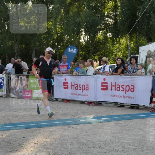 07.09.2025 - 19. Norderstedt Triathlon Zöllner http://msf.ph/oto/8797501 07.09.2025 17:33:05 Ziel 931 meine-sportfotos.de
