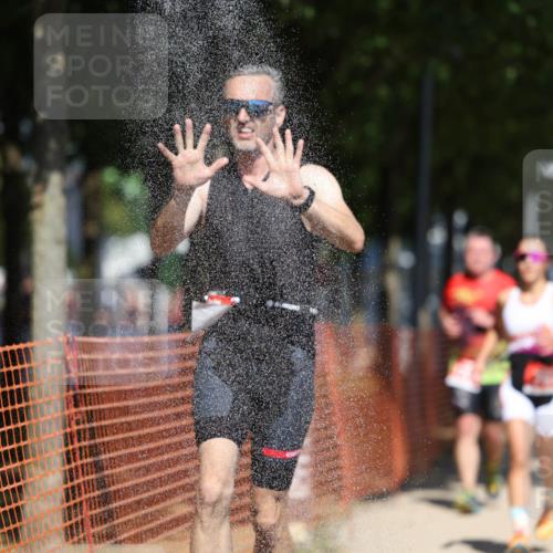 07.09.2025 - 19. Norderstedt Triathlon Michael Strokosch http://msf.ph/oto/8797511 07.09.2025 13:04:30 Laufen 141, 767, 1297, 1307 meine-sportfotos.de