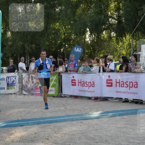 07.09.2025 - 19. Norderstedt Triathlon Zöllner http://msf.ph/oto/8797521 07.09.2025 17:33:28 Ziel 1446 meine-sportfotos.de