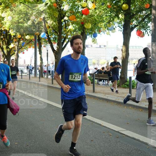 07.09.2025 - BARMER Alsterlauf Yannick Fuchs http://msf.ph/oto/8797522 07.09.2025 11:45:33 Laufen 1114, 18, 1178, 8151, 1212, 259 meine-sportfotos.de