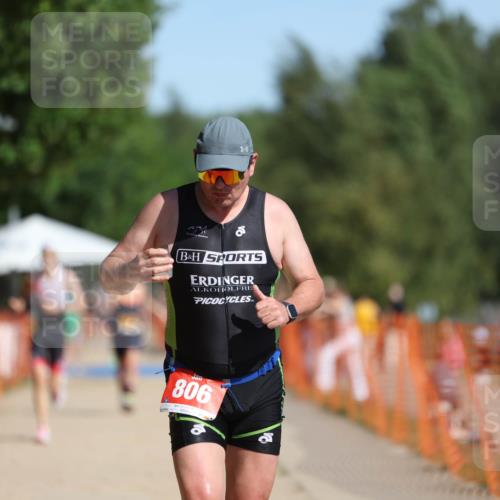 07.09.2025 - 19. Norderstedt Triathlon Michael Strokosch http://msf.ph/oto/8797534 07.09.2025 11:56:55 Laufen 806, 1176 meine-sportfotos.de