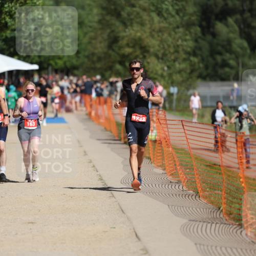 07.09.2025 - 19. Norderstedt Triathlon Michael Strokosch http://msf.ph/oto/8797535 07.09.2025 12:22:50 Laufen 162, 163, 1233, 1244, 1319 meine-sportfotos.de