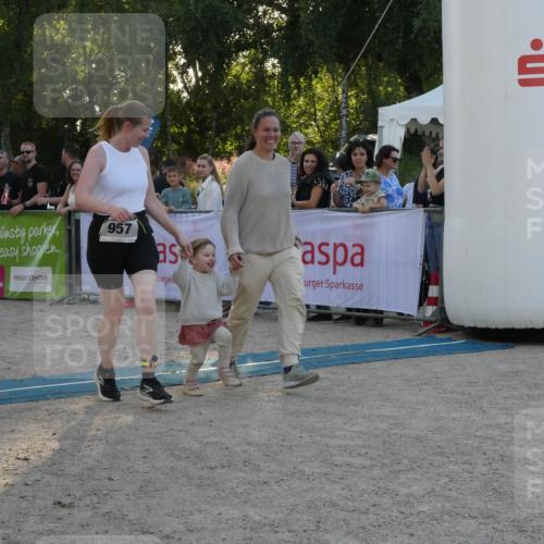 07.09.2025 - 19. Norderstedt Triathlon Zöllner http://msf.ph/oto/8797554 07.09.2025 17:33:42 Ziel 957 meine-sportfotos.de
