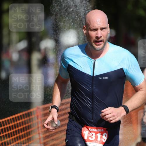 07.09.2025 - 19. Norderstedt Triathlon Michael Strokosch http://msf.ph/oto/8797597 07.09.2025 12:22:57 Laufen 162, 163, 164, 1233, 1319 meine-sportfotos.de