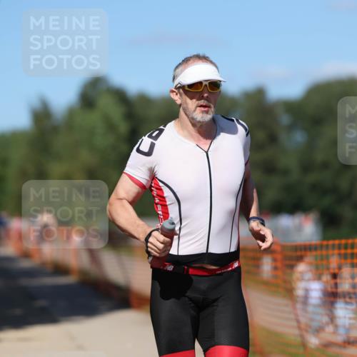 07.09.2025 - 19. Norderstedt Triathlon Michael Strokosch http://msf.ph/oto/8797599 07.09.2025 14:43:31 Laufen 422, 972, 994, 1001, 1467 meine-sportfotos.de