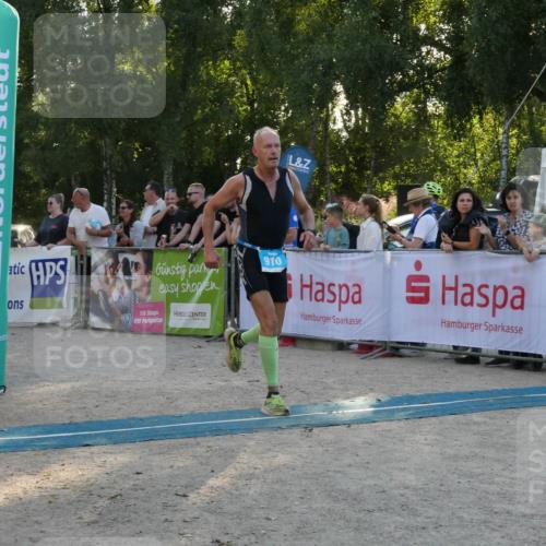 07.09.2025 - 19. Norderstedt Triathlon Zöllner http://msf.ph/oto/8797603 07.09.2025 17:34:20 Ziel 409, 432, 910 meine-sportfotos.de