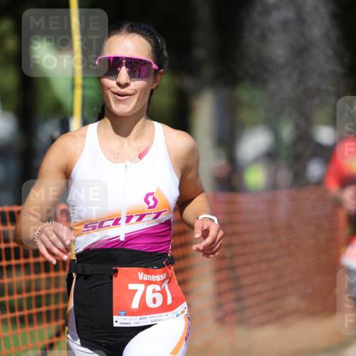 07.09.2025 - 19. Norderstedt Triathlon Michael Strokosch http://msf.ph/oto/8797611 07.09.2025 13:04:33 Laufen 141, 767, 1297, 1307 meine-sportfotos.de