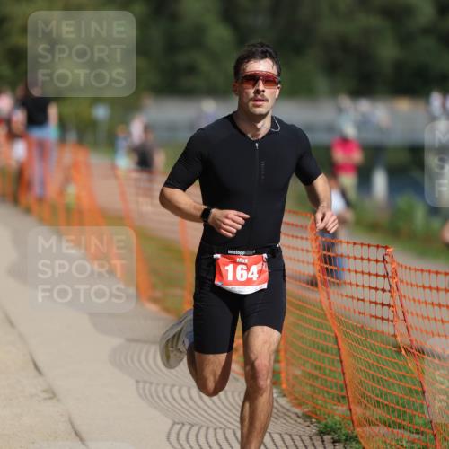 07.09.2025 - 19. Norderstedt Triathlon Michael Strokosch http://msf.ph/oto/8797643 07.09.2025 12:23:03 Laufen 164 meine-sportfotos.de