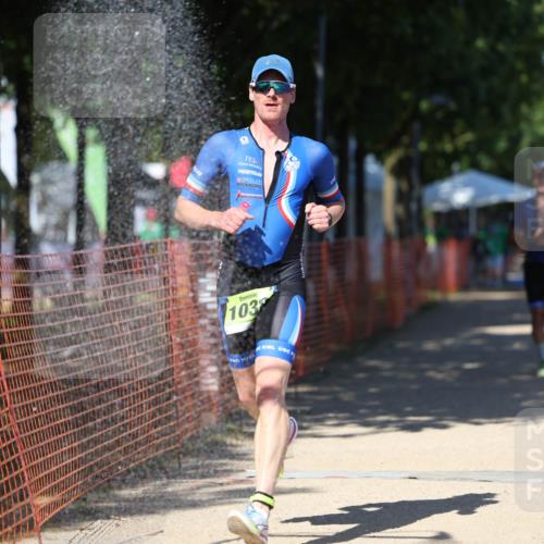 07.09.2025 - 19. Norderstedt Triathlon Michael Strokosch http://msf.ph/oto/8797653 07.09.2025 14:43:44 Laufen 1008, 1038, 1041, 1421 meine-sportfotos.de