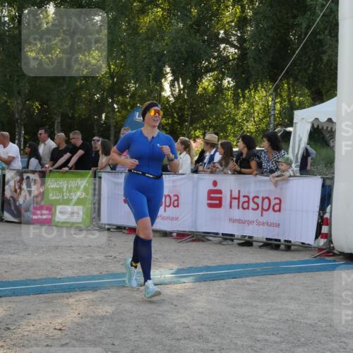 07.09.2025 - 19. Norderstedt Triathlon Zöllner http://msf.ph/oto/8797705 07.09.2025 17:35:51 Ziel 934, 1454 meine-sportfotos.de