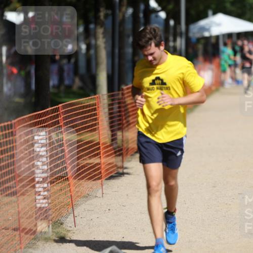 07.09.2025 - 19. Norderstedt Triathlon Michael Strokosch http://msf.ph/oto/8797756 07.09.2025 12:23:23 Laufen 148, 228 meine-sportfotos.de