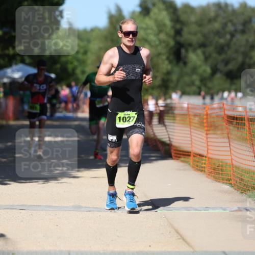 07.09.2025 - 19. Norderstedt Triathlon Michael Strokosch http://msf.ph/oto/8797766 07.09.2025 14:43:59 Laufen 964, 981, 1013, 1027 meine-sportfotos.de