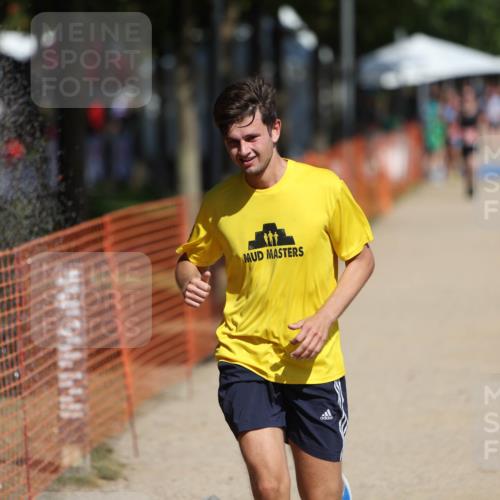 07.09.2025 - 19. Norderstedt Triathlon Michael Strokosch http://msf.ph/oto/8797770 07.09.2025 12:23:24 Laufen 148, 228 meine-sportfotos.de
