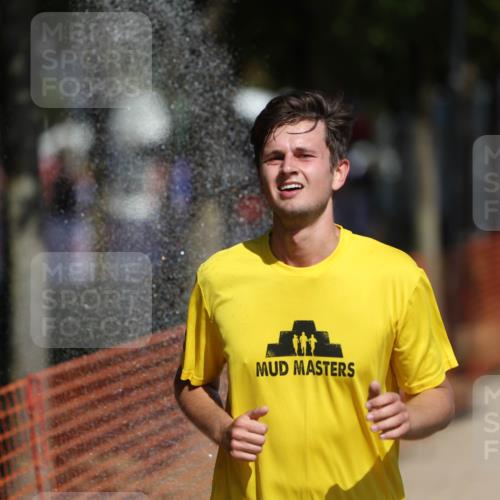 07.09.2025 - 19. Norderstedt Triathlon Michael Strokosch http://msf.ph/oto/8797787 07.09.2025 12:23:25 Laufen 148, 228 meine-sportfotos.de