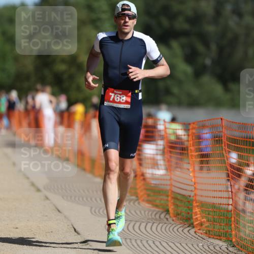 07.09.2025 - 19. Norderstedt Triathlon Michael Strokosch http://msf.ph/oto/8797801 07.09.2025 11:57:12 Laufen 768 meine-sportfotos.de