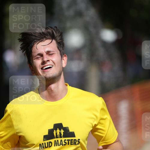 07.09.2025 - 19. Norderstedt Triathlon Michael Strokosch http://msf.ph/oto/8797803 07.09.2025 12:23:26 Laufen 228 meine-sportfotos.de