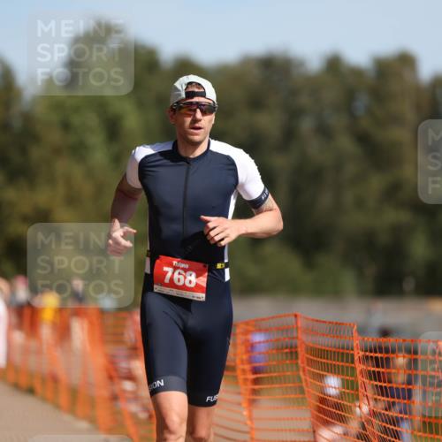 07.09.2025 - 19. Norderstedt Triathlon Michael Strokosch http://msf.ph/oto/8797809 07.09.2025 11:57:13 Laufen 768, 1199 meine-sportfotos.de