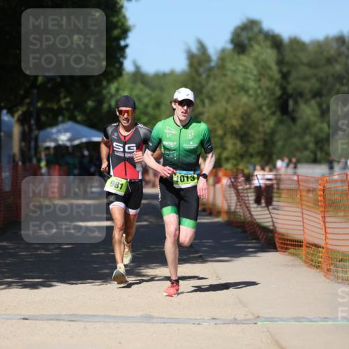 07.09.2025 - 19. Norderstedt Triathlon Michael Strokosch http://msf.ph/oto/8797814 07.09.2025 14:44:01 Laufen 981, 1013, 1027 meine-sportfotos.de