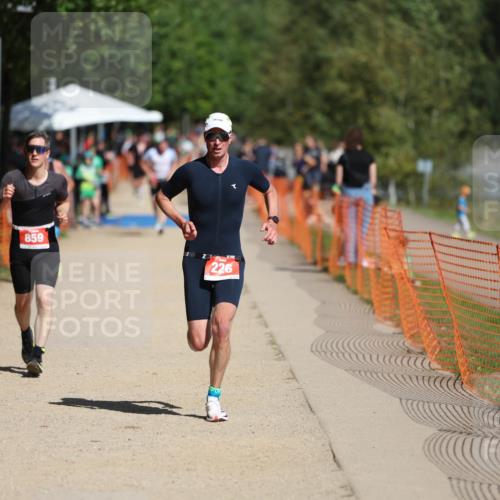 07.09.2025 - 19. Norderstedt Triathlon Michael Strokosch http://msf.ph/oto/8797824 07.09.2025 12:23:35 Laufen 226, 859 meine-sportfotos.de