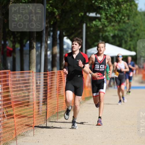 07.09.2025 - 19. Norderstedt Triathlon Michael Strokosch http://msf.ph/oto/8797838 07.09.2025 11:57:18 Laufen 768, 1162, 1199 meine-sportfotos.de