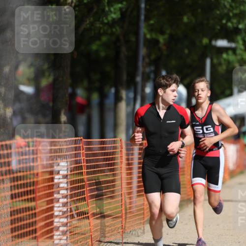 07.09.2025 - 19. Norderstedt Triathlon Michael Strokosch http://msf.ph/oto/8797870 07.09.2025 11:57:19 Laufen 1153, 1162, 1199 meine-sportfotos.de