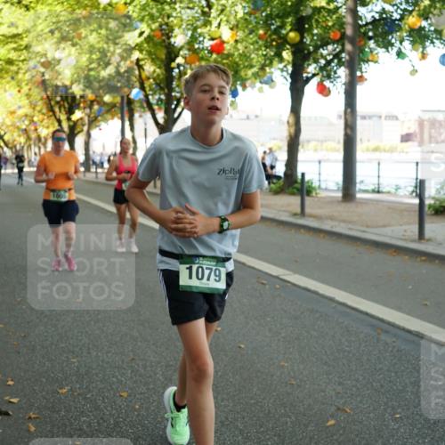07.09.2025 - BARMER Alsterlauf Yannick Fuchs http://msf.ph/oto/8797905 07.09.2025 11:45:49 Laufen 1079 meine-sportfotos.de