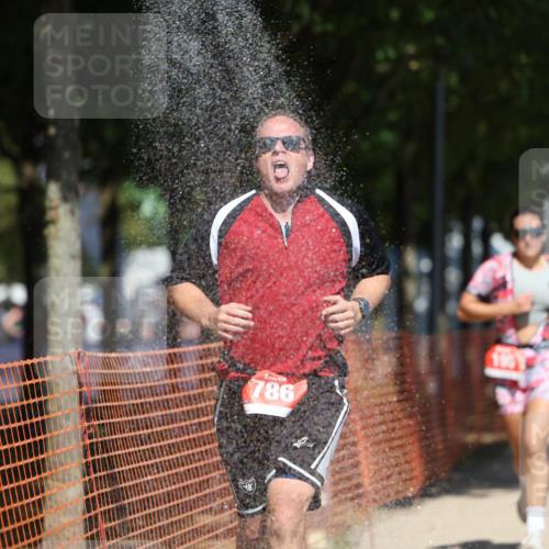 07.09.2025 - 19. Norderstedt Triathlon Michael Strokosch http://msf.ph/oto/8797918 07.09.2025 13:04:51 Laufen 195, 239, 786, 1242, 1295 meine-sportfotos.de