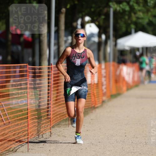 07.09.2025 - 19. Norderstedt Triathlon Michael Strokosch http://msf.ph/oto/8797942 07.09.2025 10:54:18 Laufen 657 meine-sportfotos.de