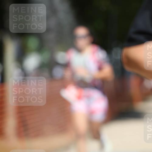 07.09.2025 - 19. Norderstedt Triathlon Michael Strokosch http://msf.ph/oto/8797963 07.09.2025 13:04:53 Laufen 195, 786, 1242, 1276, 1295 meine-sportfotos.de