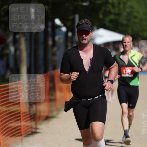 07.09.2025 - 19. Norderstedt Triathlon Michael Strokosch http://msf.ph/oto/8797971 07.09.2025 12:24:00 Laufen 138, 281 meine-sportfotos.de