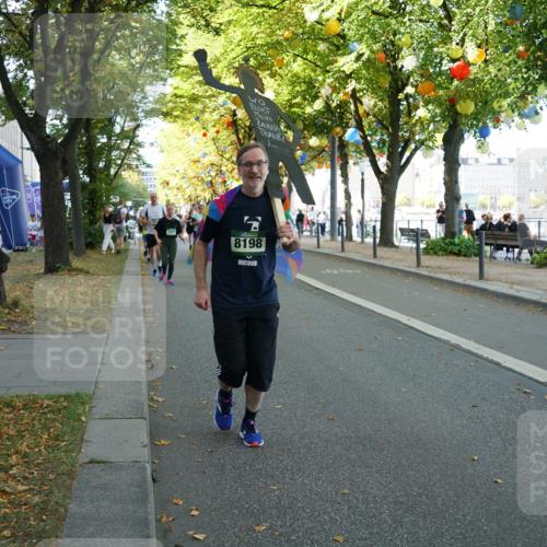 07.09.2025 - BARMER Alsterlauf Yannick Fuchs http://msf.ph/oto/8797973 07.09.2025 11:45:55 Laufen 3, 1070, 8198 meine-sportfotos.de