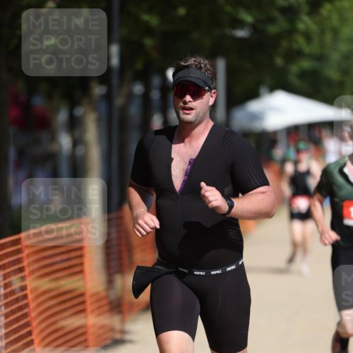 07.09.2025 - 19. Norderstedt Triathlon Michael Strokosch http://msf.ph/oto/8797979 07.09.2025 12:24:00 Laufen 138, 281 meine-sportfotos.de