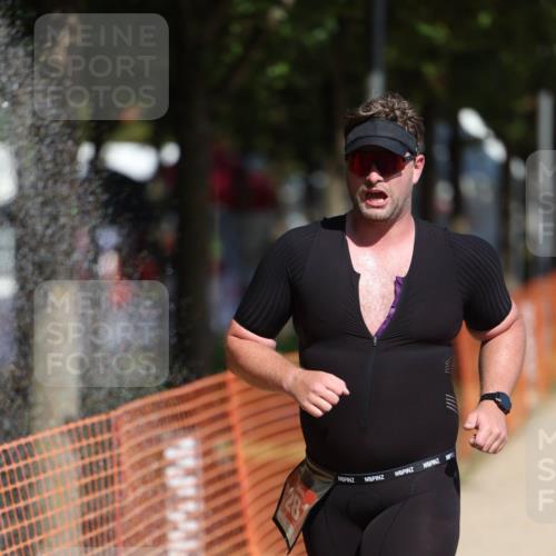 07.09.2025 - 19. Norderstedt Triathlon Michael Strokosch http://msf.ph/oto/8797990 07.09.2025 12:24:01 Laufen 138, 281 meine-sportfotos.de