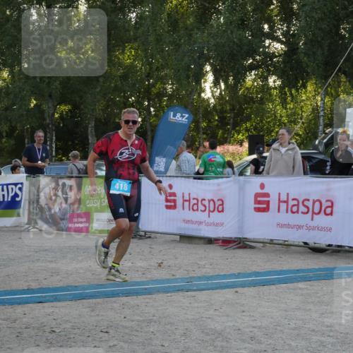 07.09.2025 - 19. Norderstedt Triathlon Zöllner http://msf.ph/oto/8797998 07.09.2025 17:43:01 Ziel 418 meine-sportfotos.de
