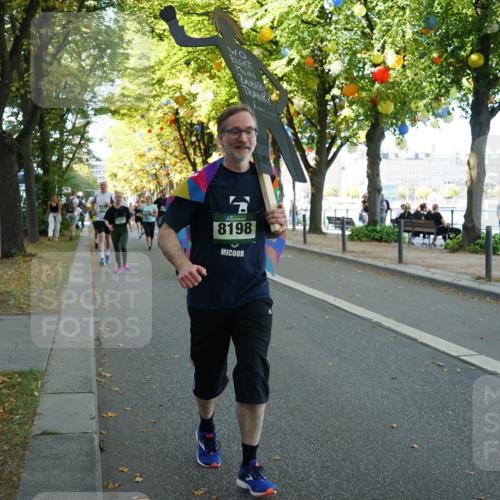 07.09.2025 - BARMER Alsterlauf Yannick Fuchs http://msf.ph/oto/8798008 07.09.2025 11:45:55 Laufen 107, 8198 meine-sportfotos.de