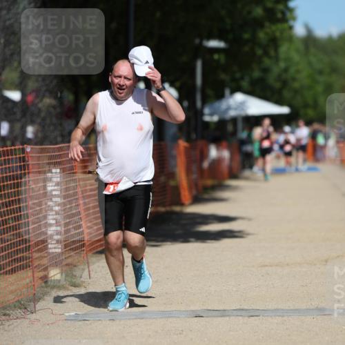 07.09.2025 - 19. Norderstedt Triathlon Michael Strokosch http://msf.ph/oto/8798035 07.09.2025 13:05:00 Laufen 1276 meine-sportfotos.de