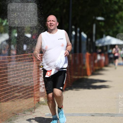 07.09.2025 - 19. Norderstedt Triathlon Michael Strokosch http://msf.ph/oto/8798051 07.09.2025 13:05:00 Laufen 1276 meine-sportfotos.de