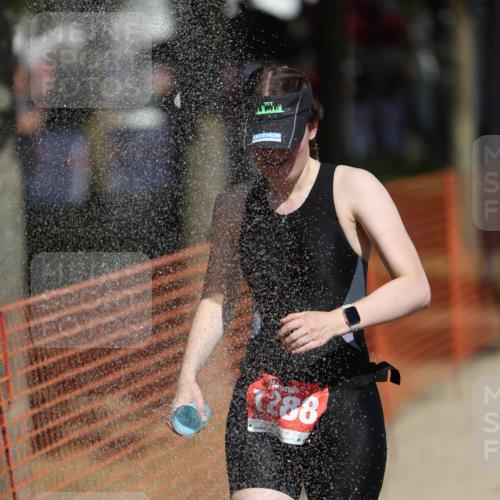 07.09.2025 - 19. Norderstedt Triathlon Michael Strokosch http://msf.ph/oto/8798052 07.09.2025 12:24:10 Laufen 151, 1288 meine-sportfotos.de