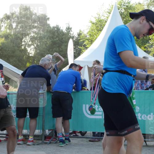 07.09.2025 - 19. Norderstedt Triathlon Zöllner http://msf.ph/oto/8798055 07.09.2025 17:43:53 Ziel 383, 429, 952, 1448 meine-sportfotos.de
