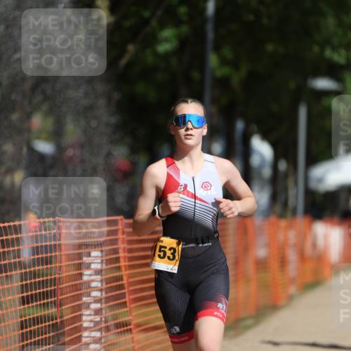 07.09.2025 - 19. Norderstedt Triathlon Michael Strokosch http://msf.ph/oto/8798063 07.09.2025 11:57:26 Laufen 837, 1153, 1162 meine-sportfotos.de