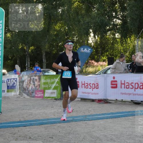 07.09.2025 - 19. Norderstedt Triathlon Zöllner http://msf.ph/oto/8798074 07.09.2025 17:44:10 Ziel 372 meine-sportfotos.de