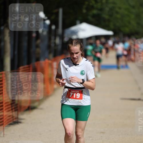 07.09.2025 - 19. Norderstedt Triathlon Michael Strokosch http://msf.ph/oto/8798107 07.09.2025 12:24:18 Laufen 151, 697, 719, 849 meine-sportfotos.de