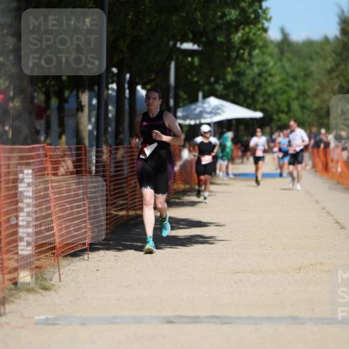 07.09.2025 - 19. Norderstedt Triathlon Michael Strokosch http://msf.ph/oto/8798110 07.09.2025 13:05:10 Laufen 307 meine-sportfotos.de