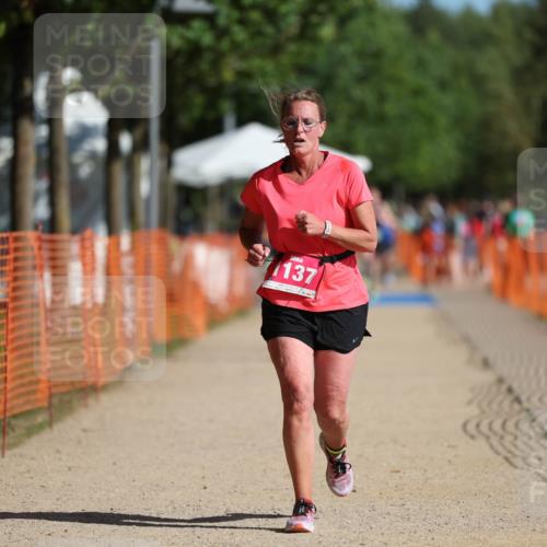 07.09.2025 - 19. Norderstedt Triathlon Michael Strokosch http://msf.ph/oto/8798121 07.09.2025 10:54:32 Laufen 1137, 1143 meine-sportfotos.de
