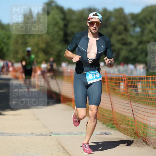 07.09.2025 - 19. Norderstedt Triathlon Michael Strokosch http://msf.ph/oto/8798131 07.09.2025 14:44:45 Laufen 388, 876, 1031 meine-sportfotos.de
