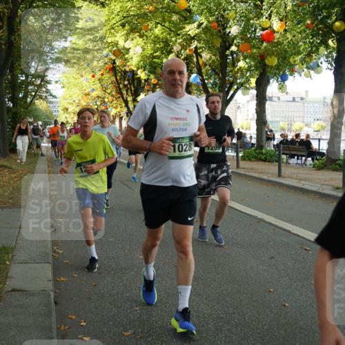 07.09.2025 - BARMER Alsterlauf Yannick Fuchs http://msf.ph/oto/8798135 07.09.2025 11:46:01 Laufen 1028, 209 meine-sportfotos.de