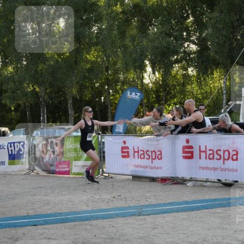 07.09.2025 - 19. Norderstedt Triathlon Zöllner http://msf.ph/oto/8798144 07.09.2025 17:47:40 Ziel 941 meine-sportfotos.de