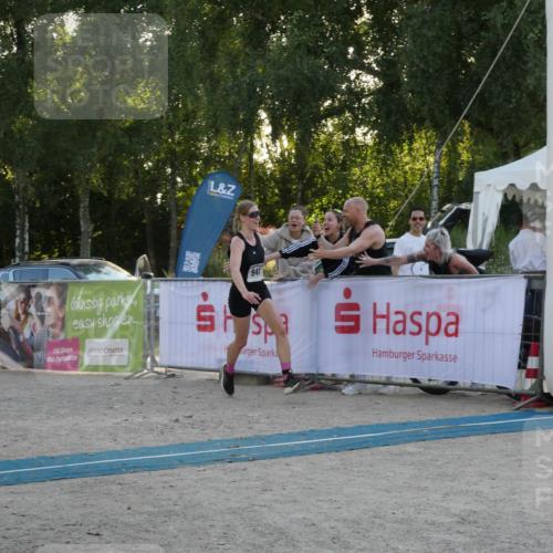 07.09.2025 - 19. Norderstedt Triathlon Zöllner http://msf.ph/oto/8798150 07.09.2025 17:47:40 Ziel 941 meine-sportfotos.de